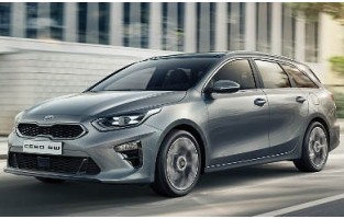 Tapis de sol Kia Ceed Tourer (2018 - présent) logo Hybride