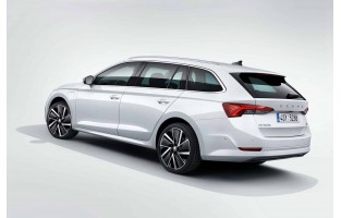 Tapis de sol Gt Line pour Skoda Octavia Combi IV (2020-présent)